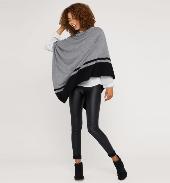 Poncho en cachemire bicolore C&A Poncho en cachemire bicolore C&A